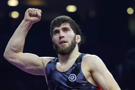 Чемпионат России по вольной борьбе: стали известны первые финалисты турнира