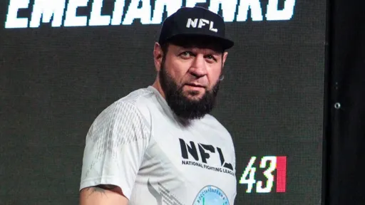 Александр Емельяненко прокомментировал победу над Гончаровым на турнире NFL 2