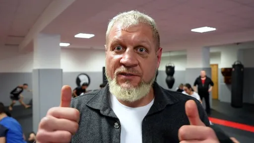 Александр Емельяненко проведет бой против Евгения Ершова 26 мая в Москве