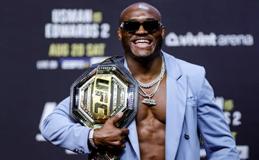 Усик признался, что хотел бы встретиться с бывшим чемпионом UFC Усманом