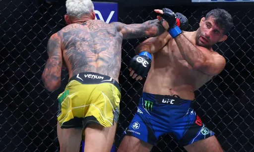 Комментатор UFC Аник назвал детей Дариуша причиной его поражения в бою с Оливейрой