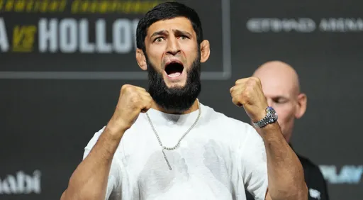 Корешков ответил, заслужил ли Чимаев драться за пояс UFC в полутяжелом весе
