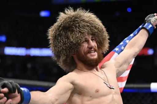 Грузинского бойца UFC Двалишвили ограбили в США