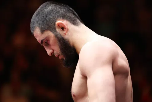 Глава UFC Уайт уверен, что Махачев незаслуженно возглавляет рейтинг P4P