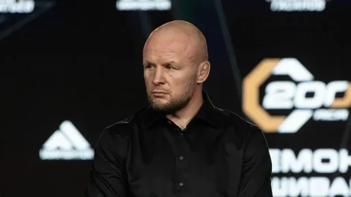 Шлеменко намекнул на бой с Эмеевым за титул АСА в декабре
