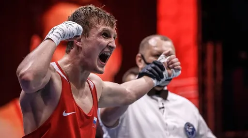 Российский боксер Шумков вышел в 1/8 финала чемпионата мира в Ташкенте