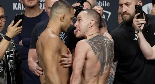 Смотреть прямой эфир титульного боя Пантожа – Кара-Франс на турнире UFC 317