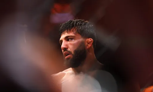 Менеджер Царукяна заявил, что руководство UFC не наказывало бойца за срыв боя с Махачевым