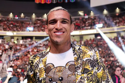 Топурия хочет подраться с Оливейрой в легком весе UFC