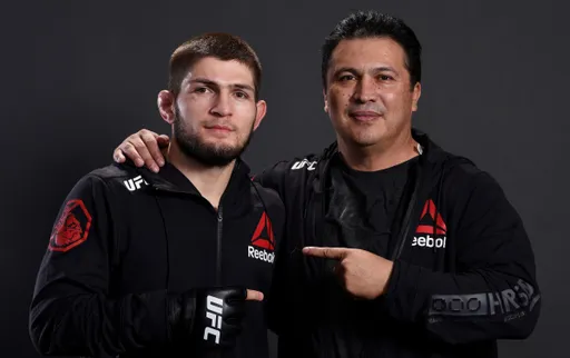 Хавьер Мендес – легендарный тренер чемпионов UFC, ставший Хабибу вторым отцом. История главы AKA