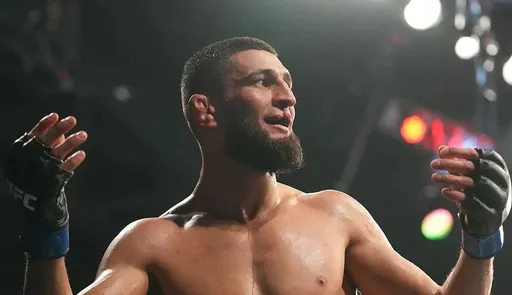 Чимаев покинул топ-10 среднего дивизиона UFC
