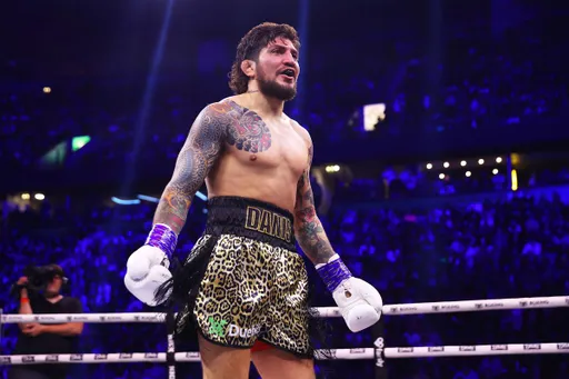 Боец MMA Дэнис объявил о завершении карьеры