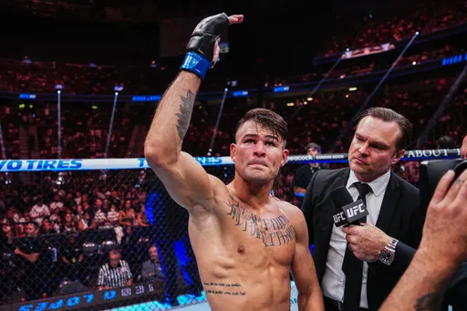 Источник: бой Лопеса и Сильвы находится в разработке на UFC 318