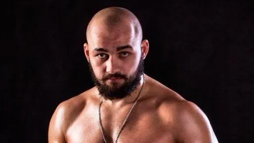 Боец MMA Мясников заявил о готовности подраться на голых кулаках с Минеевым или Шлеменко