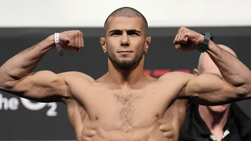 Хабилов: Мокаев через две победы уже будет драться за пояс UFC