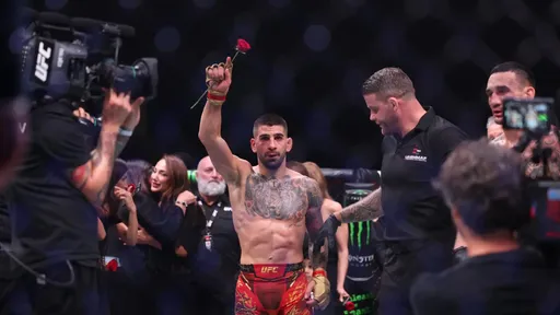 Прохазка считает, что Топурия победит Гейджи на турнире UFC в Белом доме