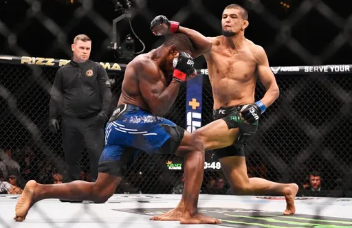 Рузибоев потерпел первое поражение в UFC