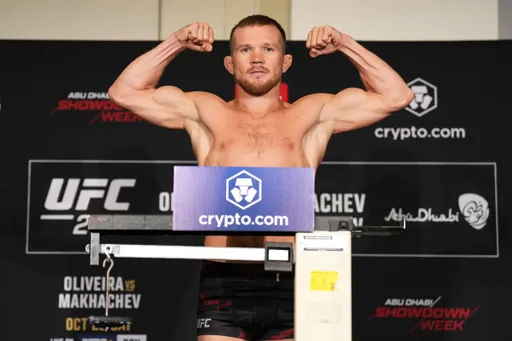 Ян и Двалишвили показали одинаковый вес перед реваншем на турнире UFC 323