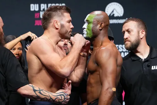 UFC Оклахома: жаркий бой бывших чемпионов, битва поколений и непобежденные проспекты в карде