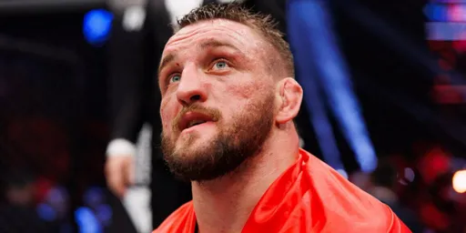 Владислав Ковалев – Дуглас Лима: во сколько начало боя на турнире RCC x Karate Combat в Екатеринбурге