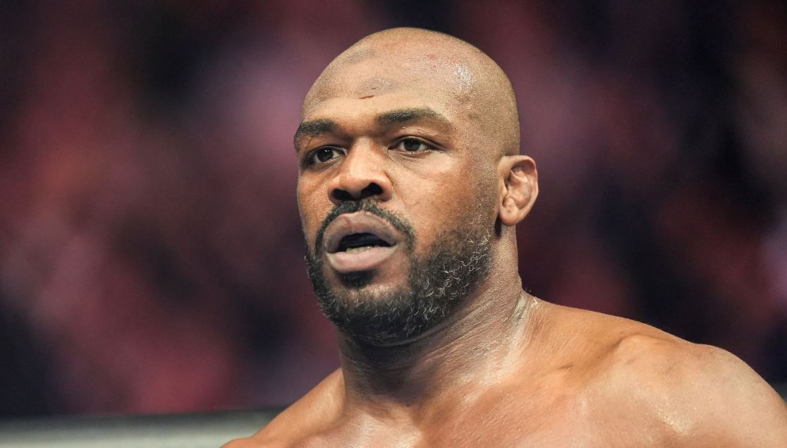 Чемпион UFC Джонс высказался по поводу завершения карьеры