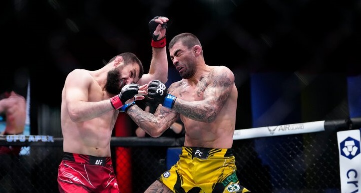 Абубакар Нурмагомедов проиграл дос Сантосу на турнире UFC on ESPN 46