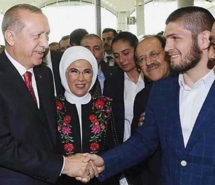Хабиб поздравил Эрдогана с переизбранием на пост президента Турции