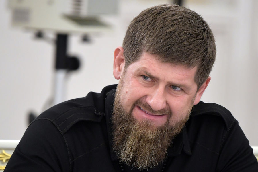 Кадыров обратился к Дане Уайту с призывом отдать пояс чемпиона Анкалаеву