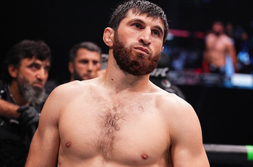 Гамзатов: Анкалаев давно должен был драться за титул, но UFC не хочет еще одного чемпиона из России