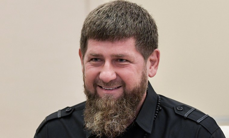 Кадыров сообщил о примирении чеченского блогера Тамаева и избившего его бойца из Дагестана