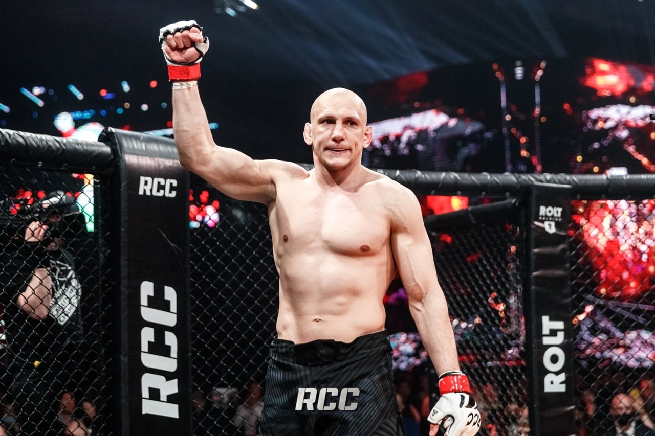 Василевский похвалил главу UFC за решение разрешить россиянам выходить на бои под национальным флагом