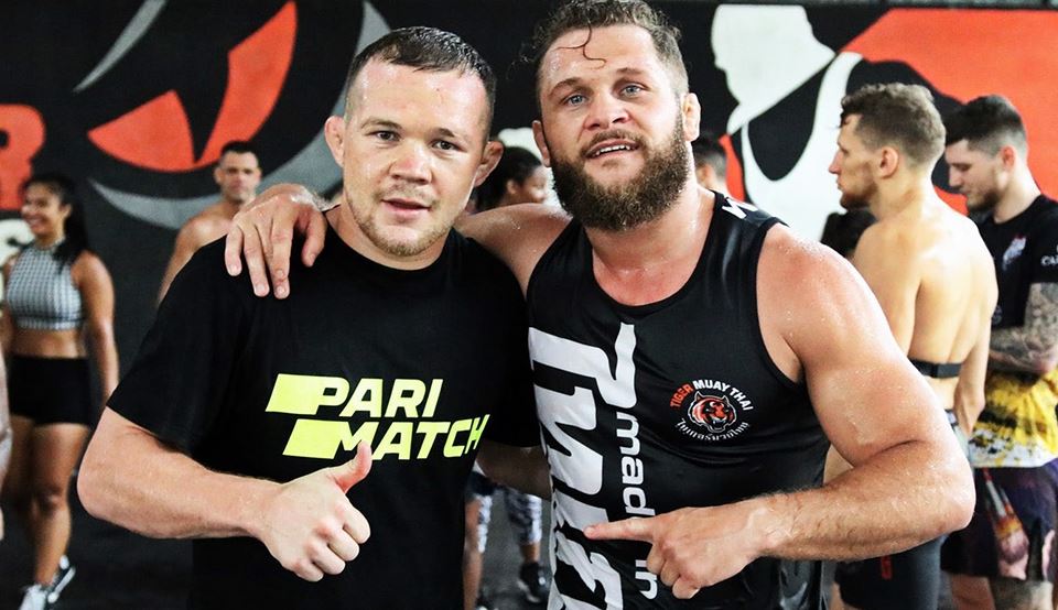Петр Ян обратился к Рафаэлю Физиеву перед боем с Рафаэлем дос Аньосом на UFC Vegas 58