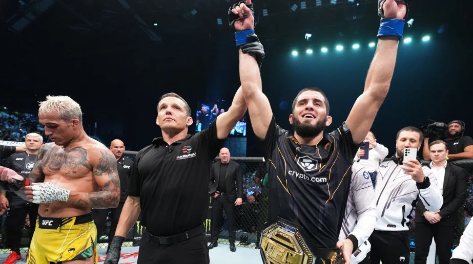 Царукян поздравил Махачева с завоеванием титула UFC
