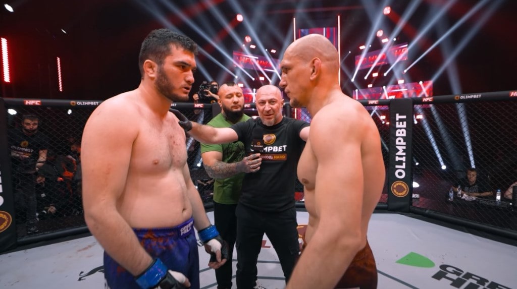 Василевский победил Жангоразова решением судей на Hardcore Boxing