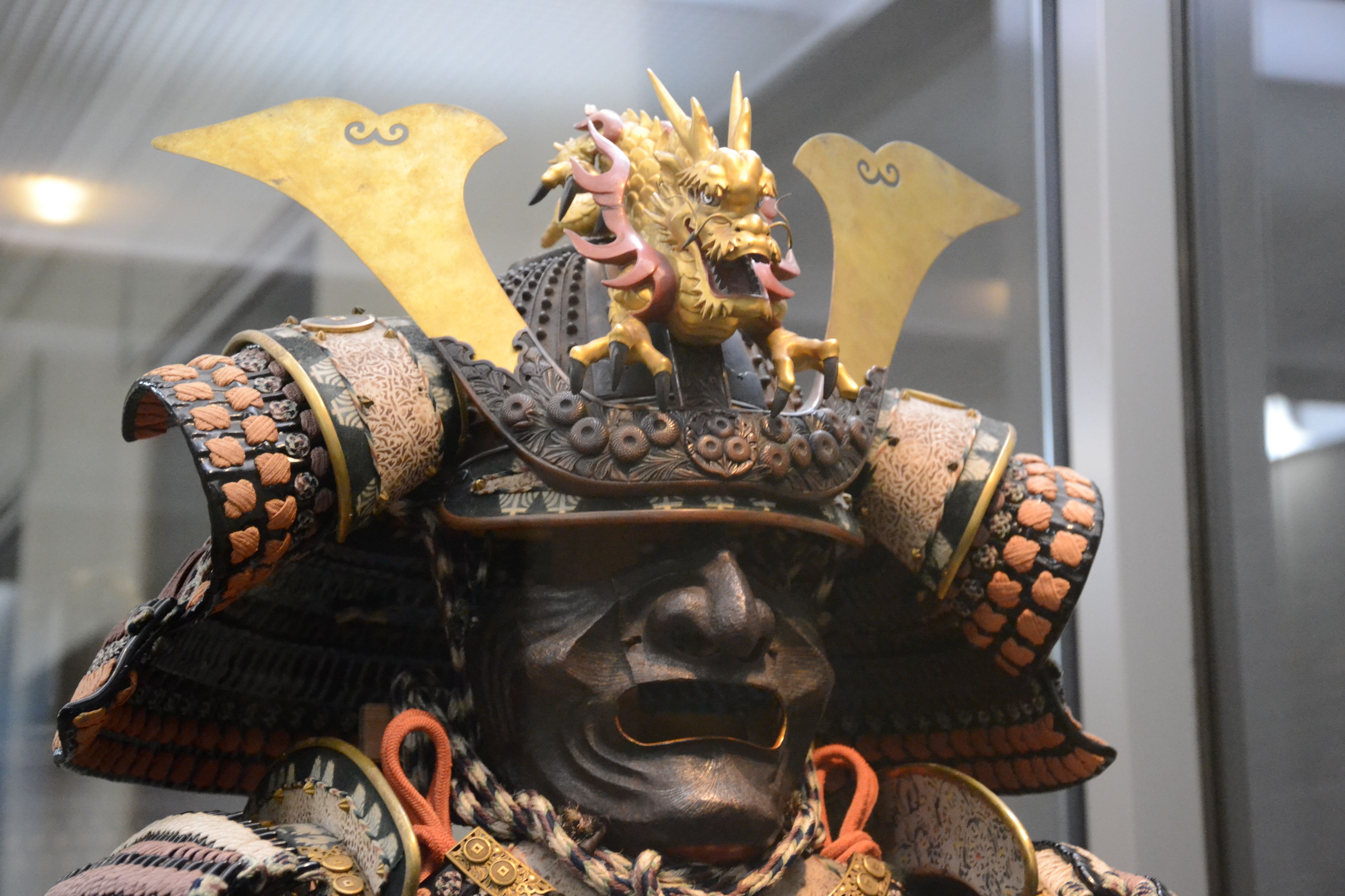 Самурайская маска мэнгу: виды маски мэнгу