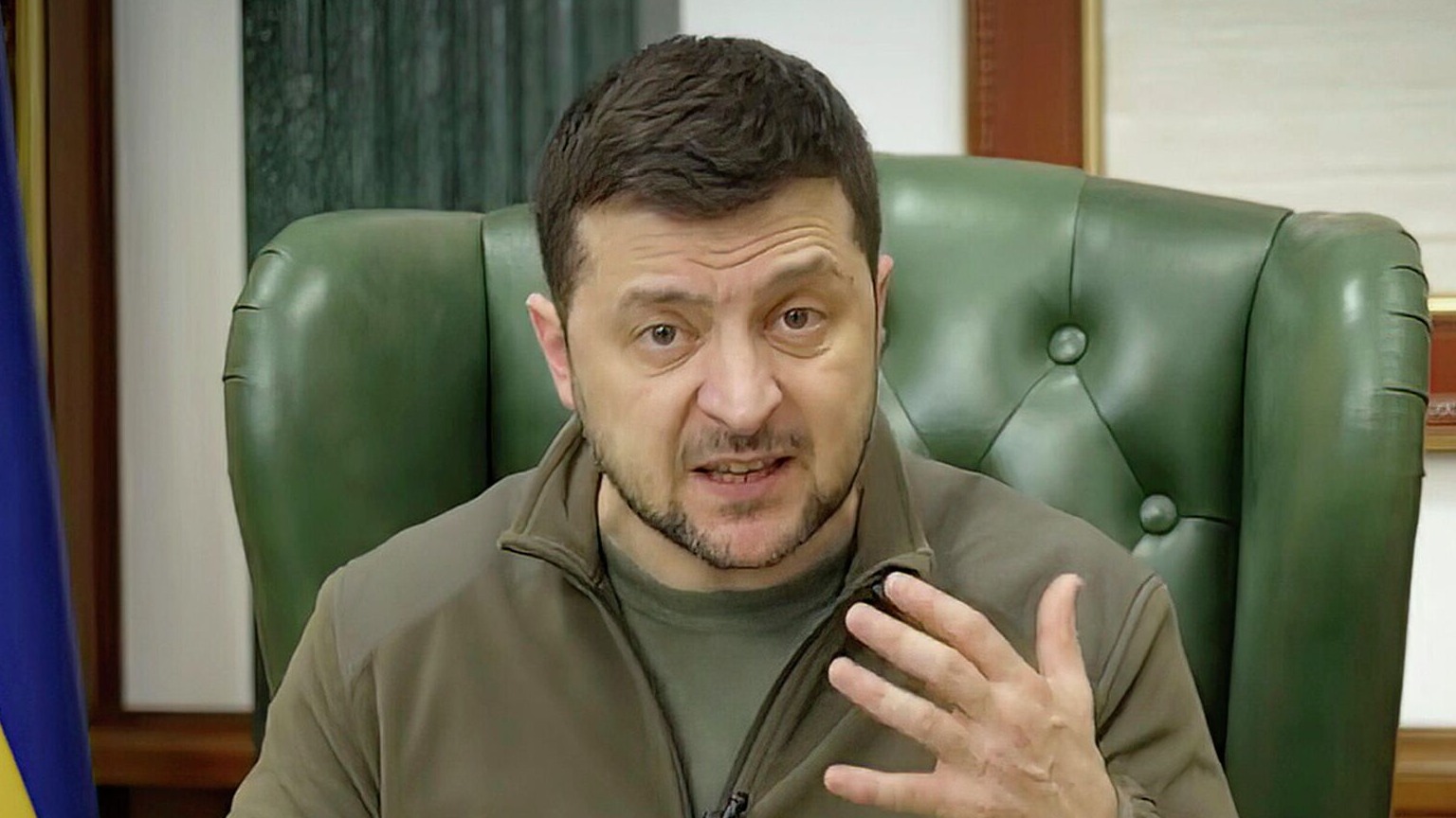 Зеленский ввел санкции против Папина, Кокляева, Мазура и других бойцов