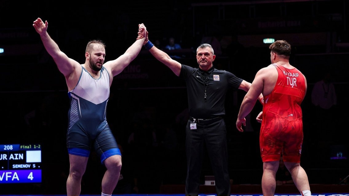 Сергей Семенов одержал блестящую победу в финале