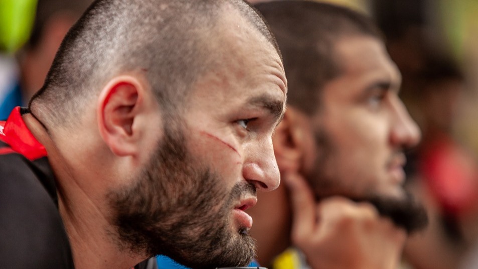 Газиев выразил желание дебютировать на UFC 295 в одном карде с Джонсом и Миочичем