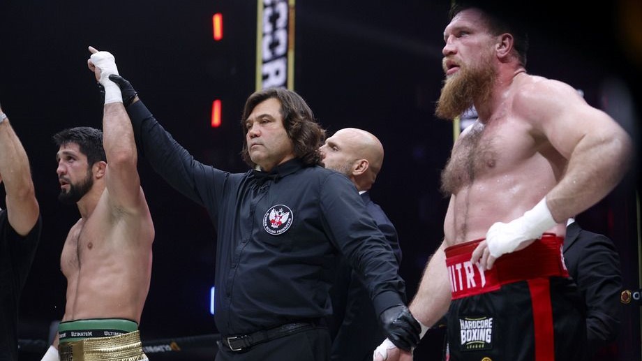 Сослан Асбаров победил Дмитрия Кудряшова на турнире Hardcore Boxing