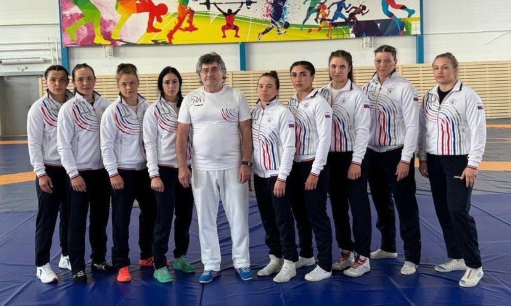 Женская сборная России по борьбе