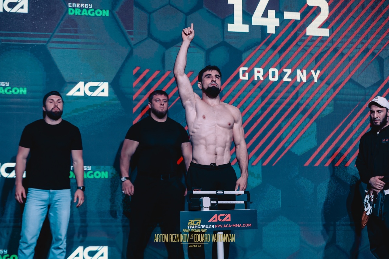 Экс-чемпион Eagle FC Дакаев дебютировал в ACA с победы нокаутом