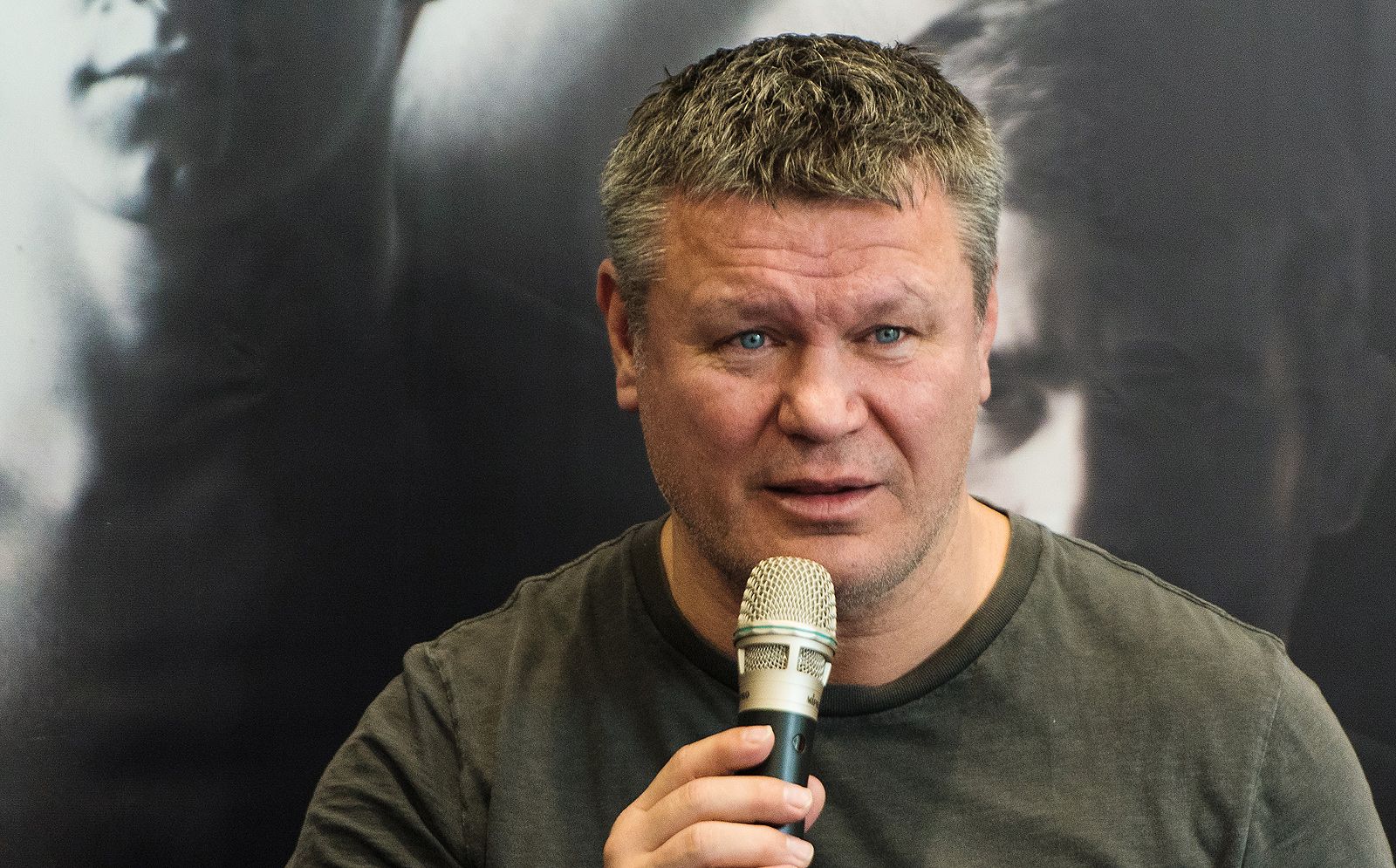 Тактаров отреагировал на дебют Милохина в боксе
