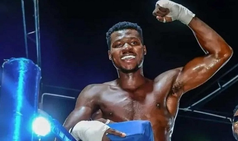 В Нигерии 18-летний боксер умер после двух нокдаунов в спарринге