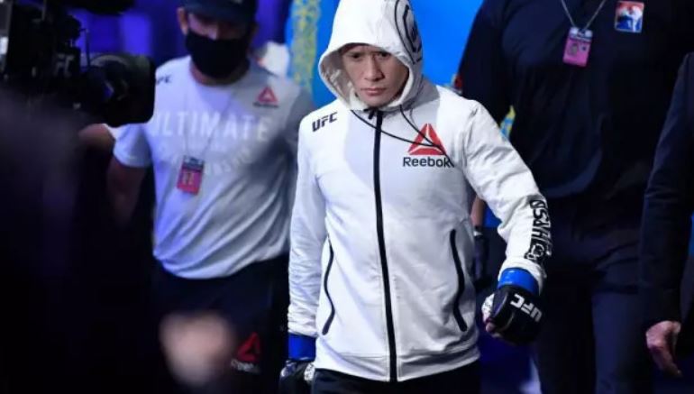Казахстанец Жумагулов потерпел четвертое поражение подряд, проиграв Вану на UFC on ABC 5