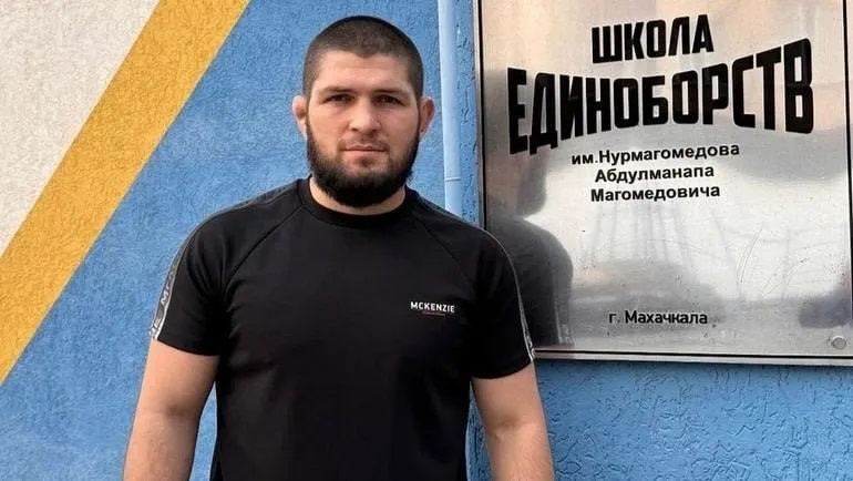 Кузница чемпионов UFC закрывается после обысков? Легендарную школу Нурмагомедова могут снести