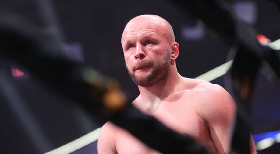 Бой между Шлеменко и Бикревым может состояться в марте на турнире AMC Fight Nights