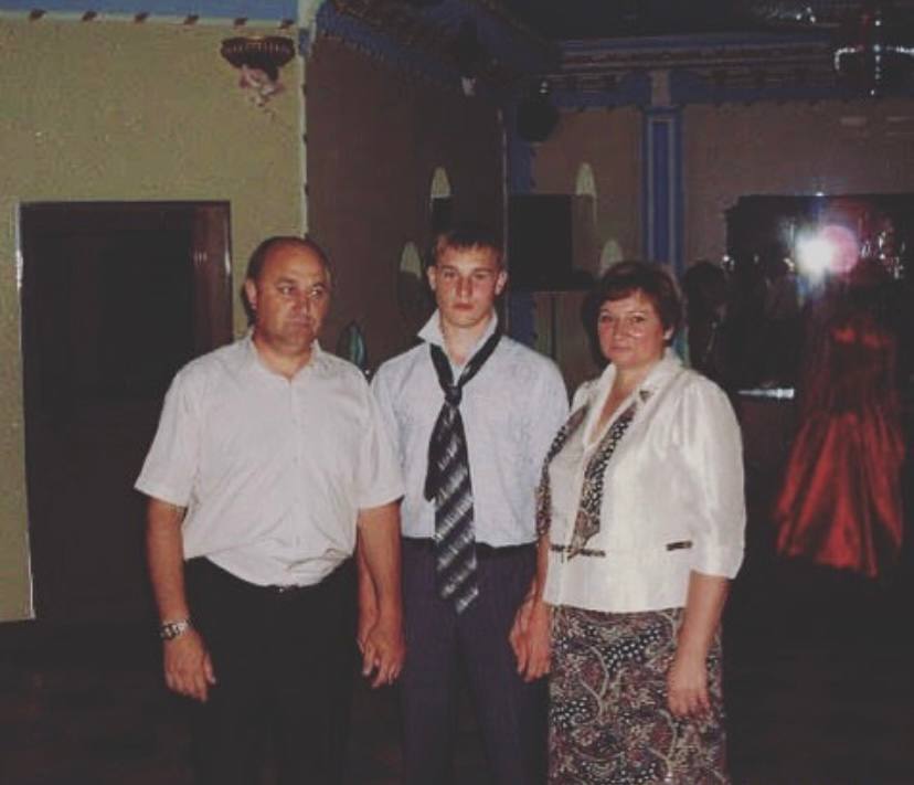 Сергей Еркаев с родителями