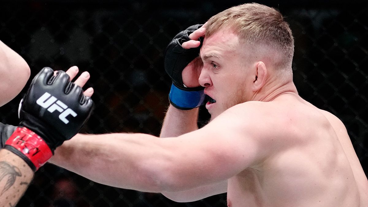 Спивак победил Тыбуру в главном событии UFC Vegas 95