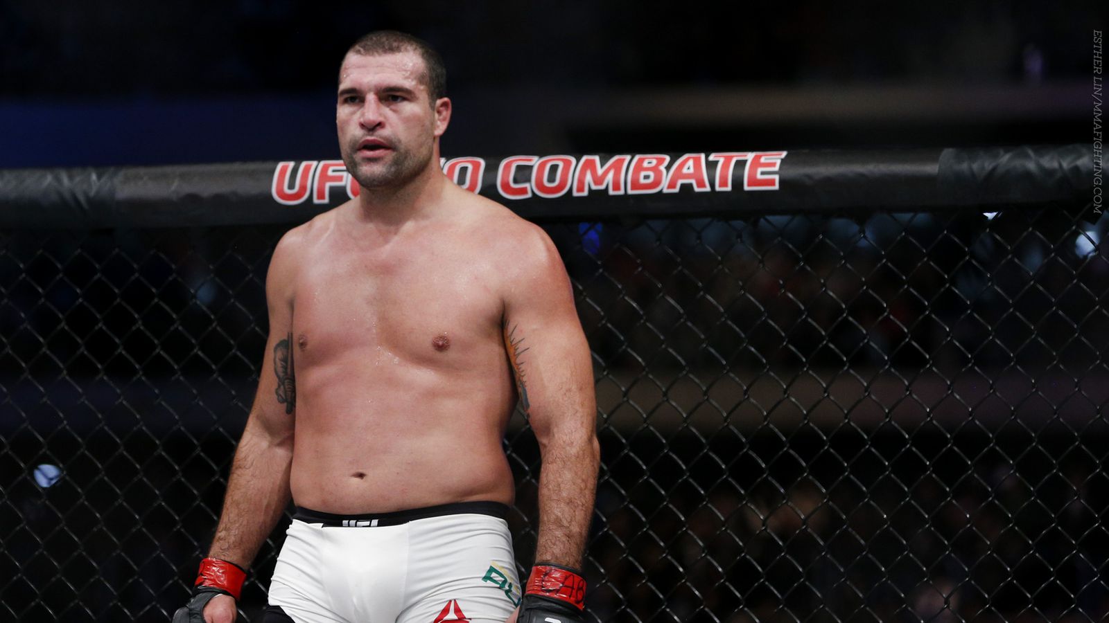 Бразильского бойца Руа включат в Зал славы UFC