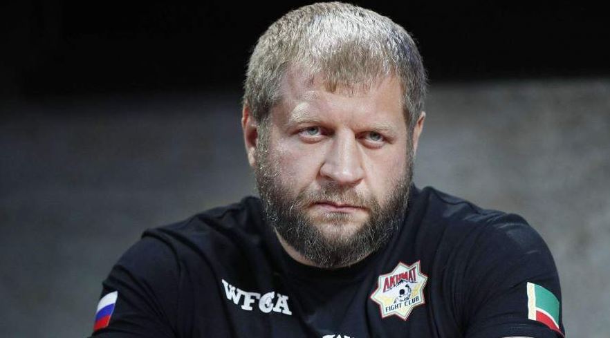 Менеджер Александра Емельяненко рассказал, сколько боев проведет боец в лиге Ural FC